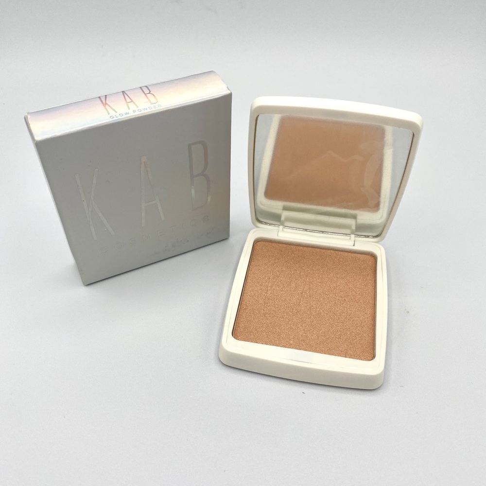 KAB Cosmetics Pressed Glow Powder Milk & Honey Highlighter BNIB Full Size